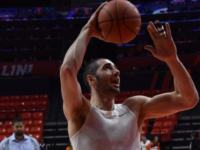 Giorgi Bezhanishvili verzeichnet beim NCAA-Debüt 7 Pts / 10 Reb (c) Ernst Weiss #ncaa #freshman #basketballrotweissrot