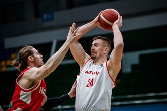21.2.2021 - Rasid Mahalbašić und Kollegen verlieren auch das letzte EM-Quali-Spiel (c) FIBA #basketballrotweissrot
